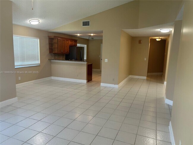 Building Photo - 2939 Myrtle Oak Cir