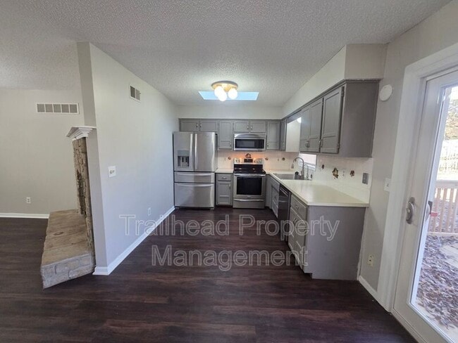 Building Photo - 8014 NW 79th Terrace