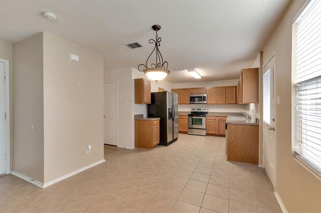 Building Photo - 12885 Pearson Dr