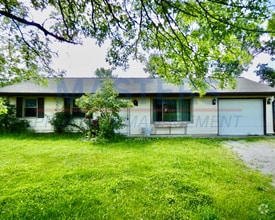 Building Photo - 3 Bedroom House