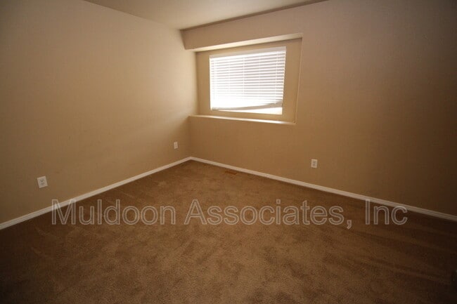 Building Photo - 7829 Antelope Valley Point