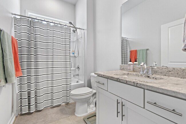 Building Photo - Stunning 4 Bed, 3 Bath Home in Durham!