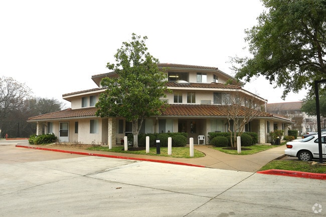 Primary Photo - Solstice Senior Living