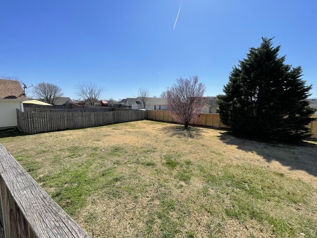 Building Photo - 349 Indian Park Dr