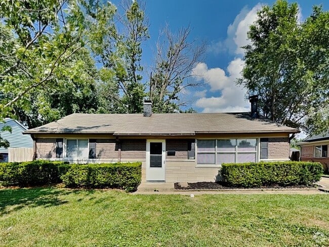Building Photo - 457 Park Dr