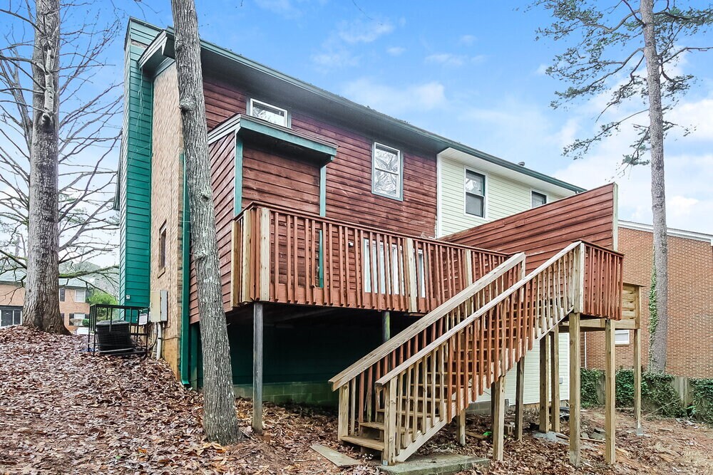 Building Photo - 5351 Ridgemere Ct