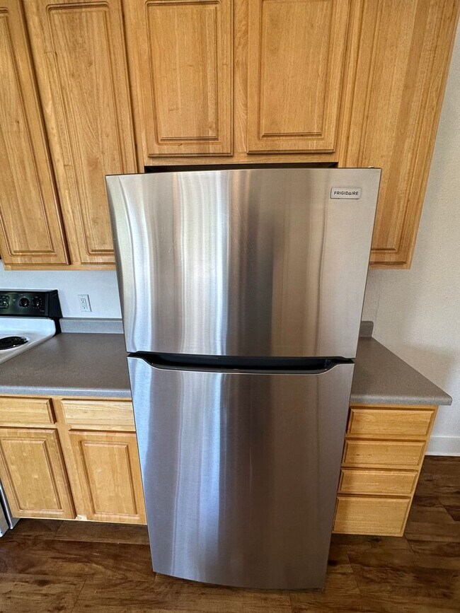 Building Photo - 994 14th St