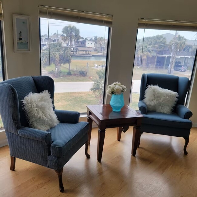 Building Photo - 22101 Lampasas Dr