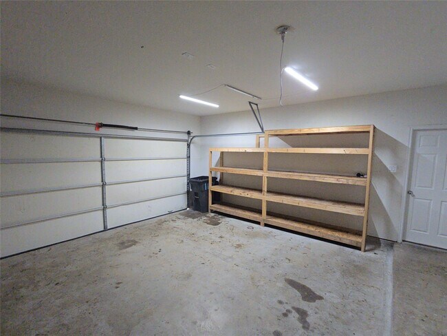 Building Photo - 11722 Wren Crossing Dr