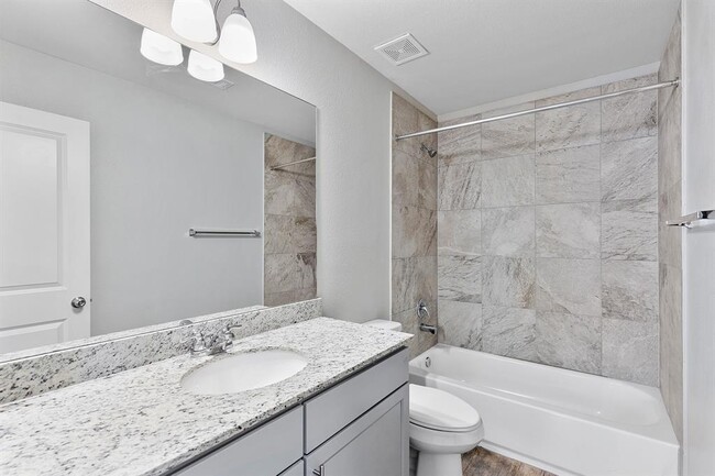 Building Photo - 15010 Eagle feather ct.