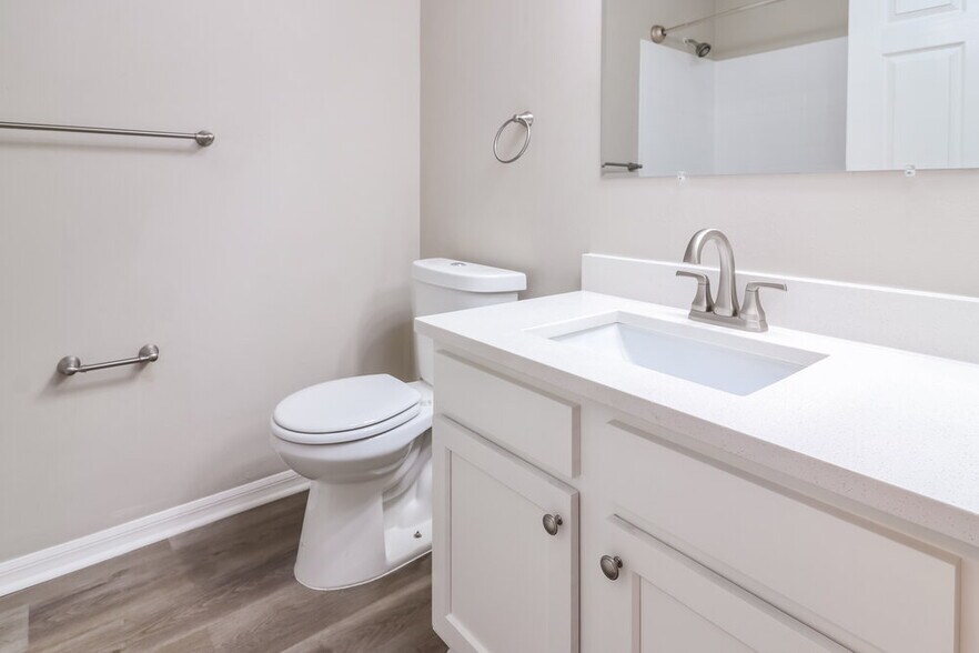 Building Photo - 3610 N 56th St