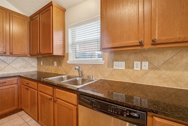 Building Photo - 2507 Cypress Springs Ct