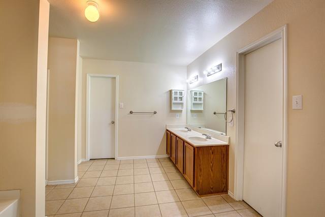Building Photo - 4544 Martingale View Ln