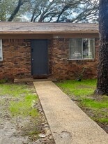 Building Photo - 931 McFarlan Ave