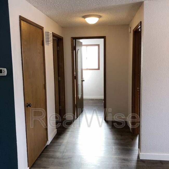 Building Photo - 2960 SW 23rd St