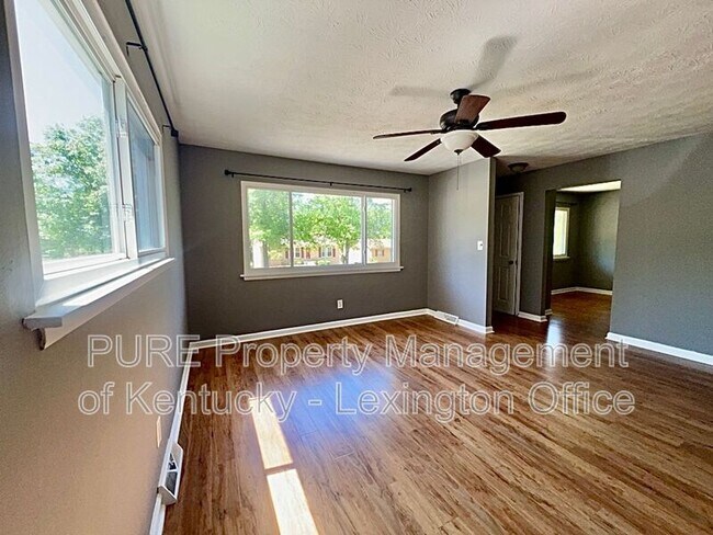 Building Photo - 3628 Bold Bidder Dr