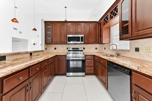 Building Photo - 21757 Contado Rd