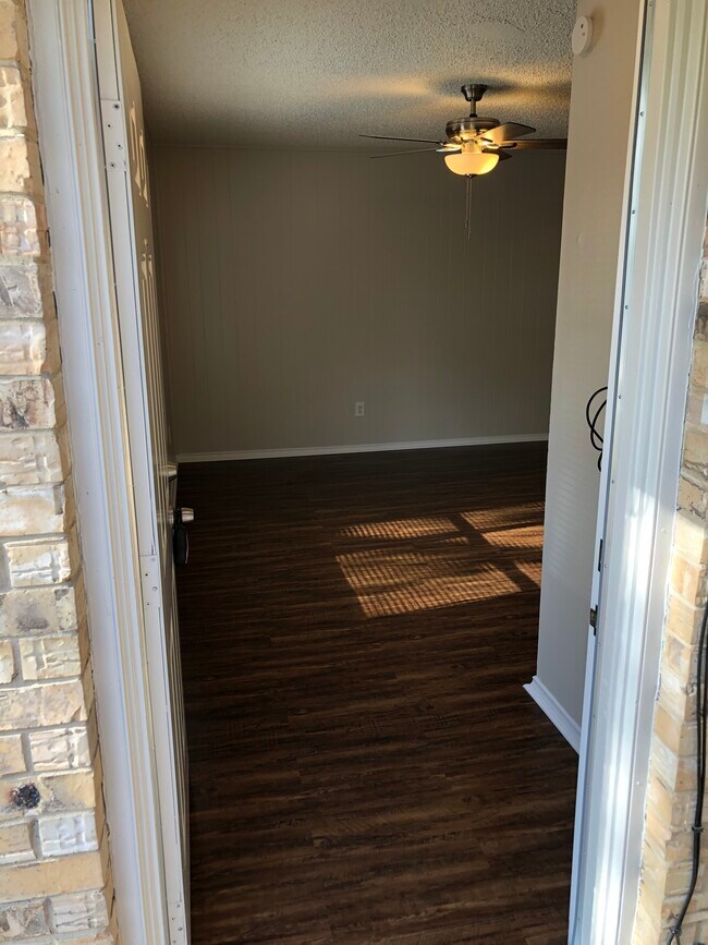 Building Photo - 13403 Rhudy Dr