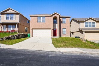 Building Photo - Well-Maintained 3-Bedroom Home – Ideal for Students & Professionals!