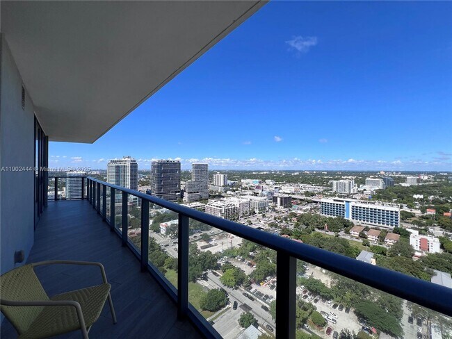 Building Photo - 501 NE 31st St