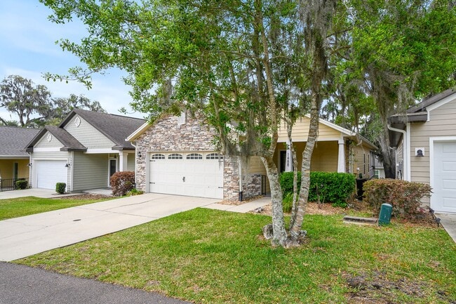 Building Photo - Optimal Location in Northwest Gainesville: South Point Neighborhood Living