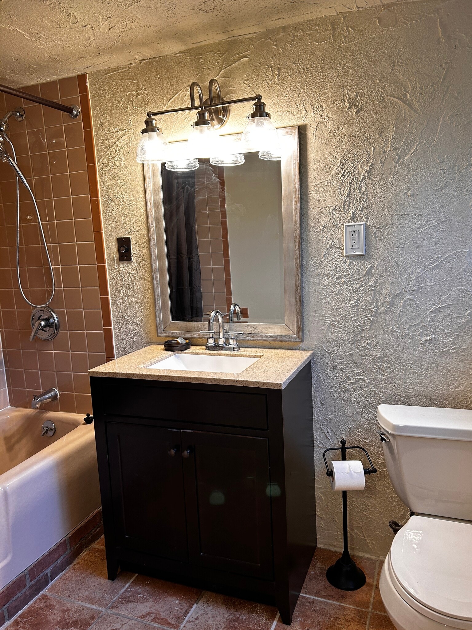 Building Photo - 1201 S 24th St