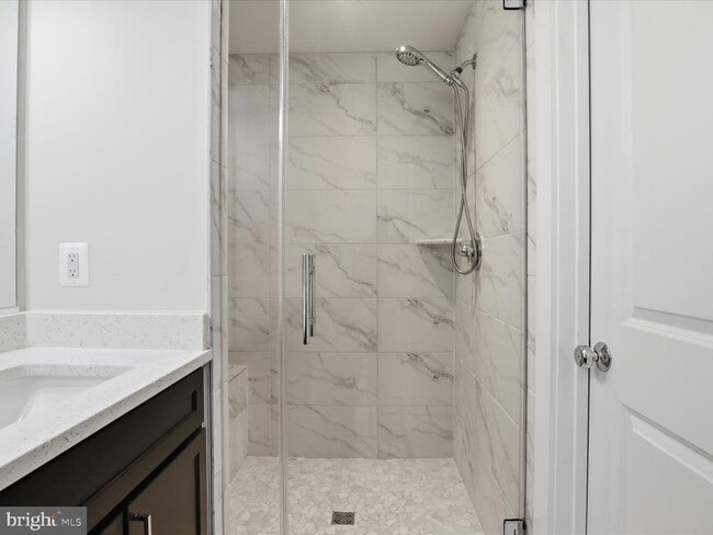 Building Photo - 5266 Ridgeview Retreat Dr