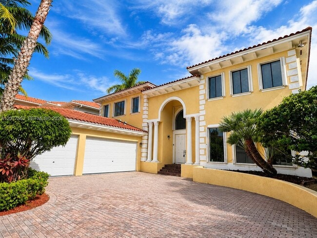 Building Photo - 7950 SW 195th Terrace