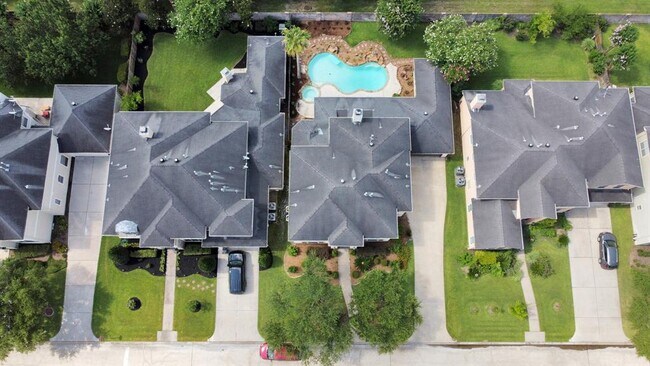 Building Photo - 14207 Jade Cove Dr