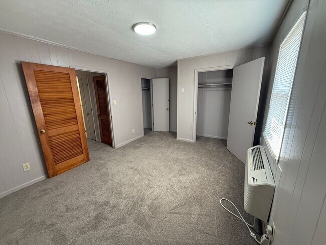 Building Photo - 578 Culpepper Dr