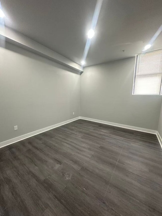 Building Photo - 4629 Frankford Ave
