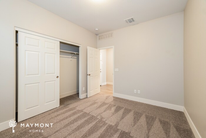 Building Photo - 19953 W Madison St