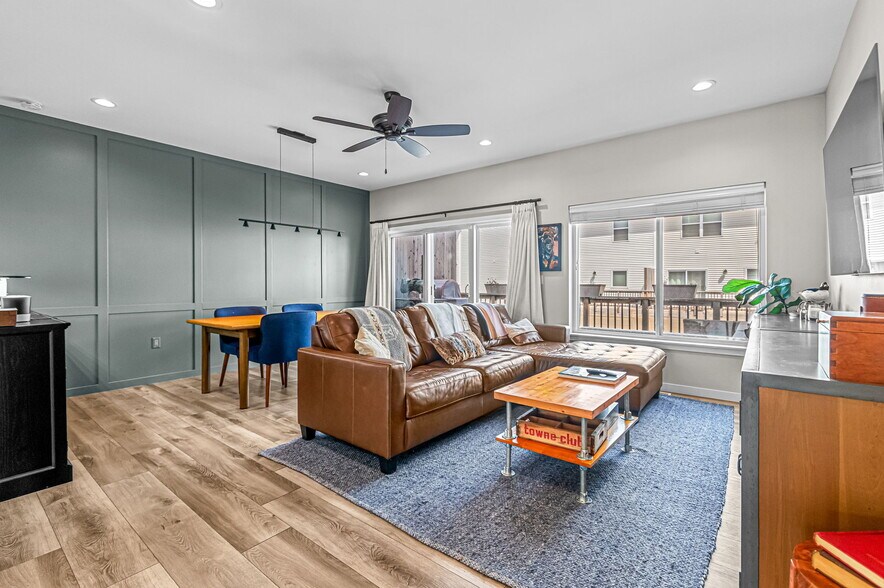 Building Photo - 1024 Dubs Dr
