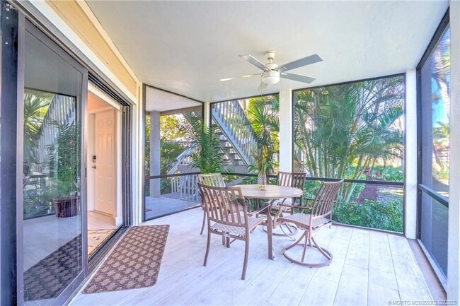 Building Photo - 331 Golfview Cir