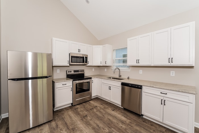 Building Photo - 200 Willowridge Ln