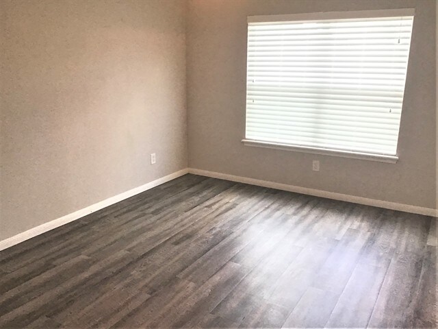 Building Photo - 13214 Ambrosa Dr