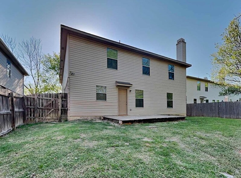 Building Photo - 3614 Quail View Dr