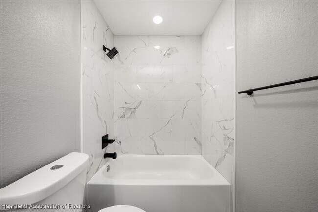 Building Photo - 6303 Red Cedar Rd