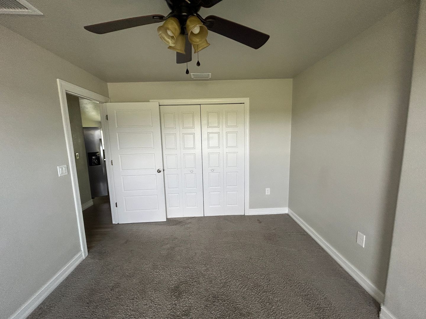 Building Photo - Coming  Soon Stunning  3 bedroom 2 bathroom single family home.