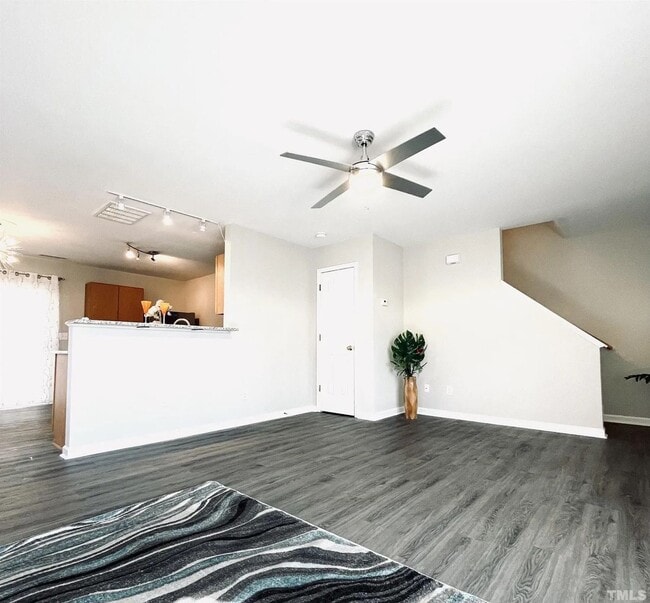 Building Photo - Comfortable 3BD, 2.5BA Raleigh Home with a 1-Car Attached Garage in an HOA Community with Amenities