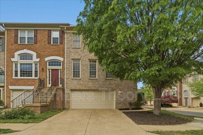 Building Photo - 6400 Gladys May Ln