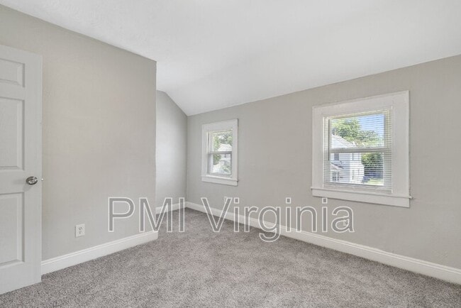 Building Photo - 7 Decatur St