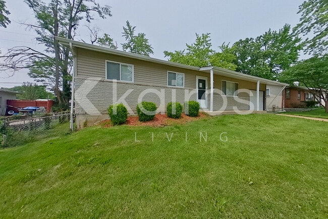 Building Photo - 2715 Benne Dr