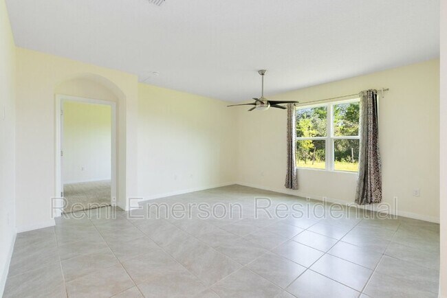 Building Photo - 2520 Harmonia Hammock Rd