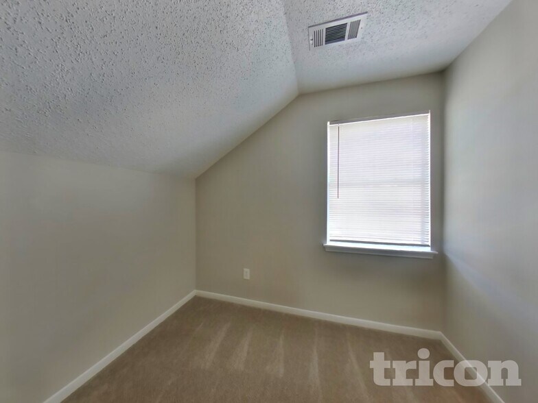 Building Photo - 7740 Sign St