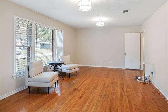 Building Photo - 2711 Santa Cruz Dr