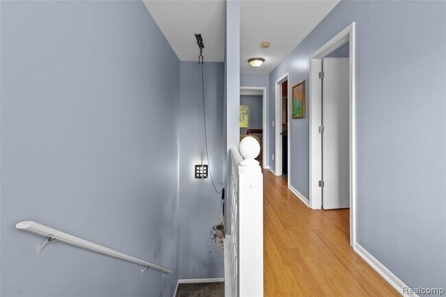 Building Photo - 1570 Streamwood Ct