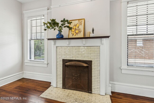 Building Photo - 2115 Forbes St