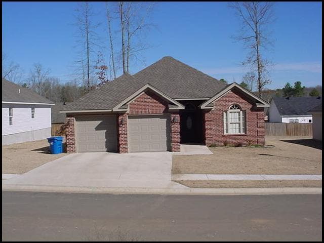 Primary Photo - 110 Sahalee Cove