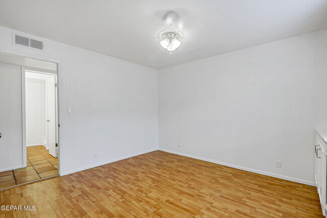 Building Photo - 252 Shadow Mountain Dr